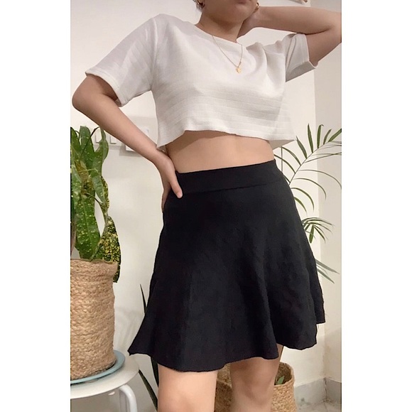 Black Skater Skirt - Picture 3 of 3